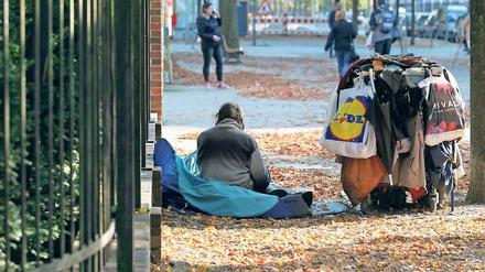 Auf der Straße gelandet. In den Jahren 2013/2014 nahm die Zahl der Obdachlosen in Potsdam zu. Seitdem hat sich die Situation nach Ansicht von Sozialarbeitern stabilisiert. Verlässliche Zahlen gibt es aber nicht.