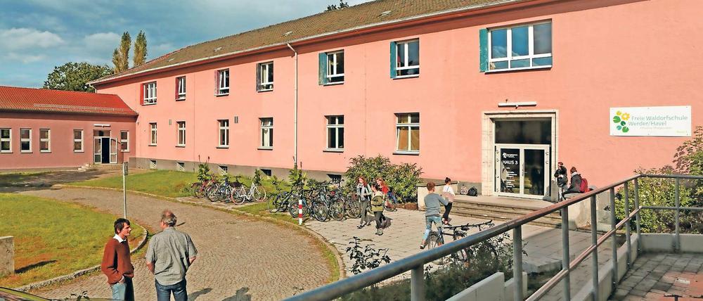 Verwandelt. Aus den Kasernengebäuden am Zernsee ist in den vergangenen 27 Jahren der Schulcampus der Freien Waldorfschule Werder „Christian Morgenstern“ geworden. In den nächsten Jahren soll die Einrichtung mit Kindergarten und Hort weiter wachsen.
