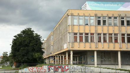 Bis Herbst 2018 soll die Fachhochschule abgerissen sein.