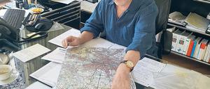 Der Architekt. Gisbert Dreyer hat mehrere Berliner Großprojekte begleitet, darunter die „Treptowers“ und die Oberbaumcity.