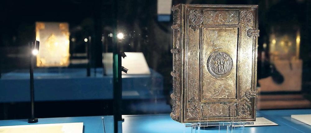 Kostbarkeit. Die Luther-Schrift „Von der Freiheit eines Christenmenschen“ war für Albrecht von Brandenburg-Ansbach so kostbar, dass er sie in Silber binden ließ.