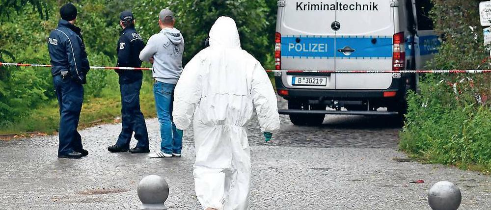 Tatort. Die Leiche der vermissten Frau war im Tiergarten gefunden worden.