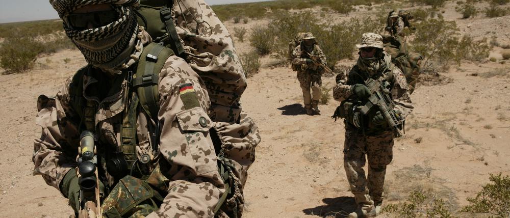 Polizeidienst statt Auslandseinsatz. Brandenburgs Polizeipräsidium möchte auch KSK-Soldaten anwerben, um dem Personalmangel zu begegnen.