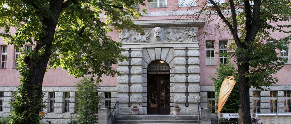 Einer von Potsdams Frauenorten: Das Werner-Alfred-Bad in der heutigen Hegelallee.