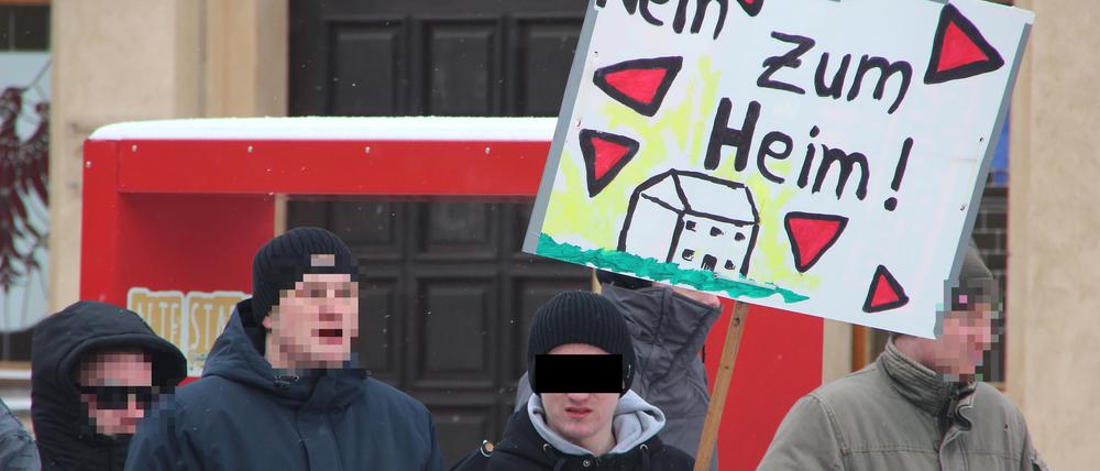 Florian U. (2.v.r.) bei einer NPD-Demo im Januar 2014 in Bad Belzig.