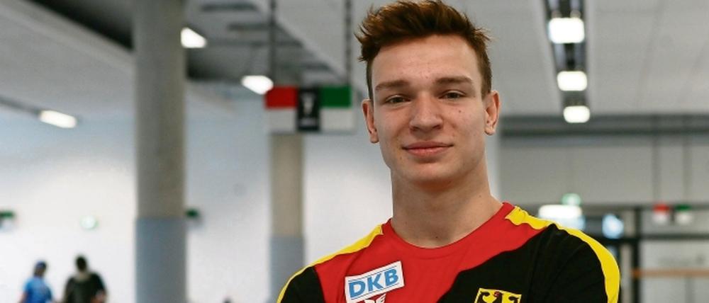 Silberner Auftakt. Am ersten Wettkampftag der WM in Kairo wurde der Potsdamer Christian Zillekens Staffel-Vizeweltmeister - zusammen mit Alexander Nobis aus Berlin.
