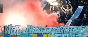 Wider die Bewährung. Obwohl dem SVB ein Geisterspiel droht, wenn bis Ende des Jahres Pyrotechnik gezündet wird, brannten vergangenen Freitag in der Nordkurve Bengalos. Aus Protest, sagen einige Fans – zum Schaden des Vereins hingegen viele andere.