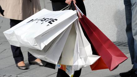 Wie geht es weiter mit verkaufsoffenen Sonntagen in Potsdam? PNN-Autorin Sandra Calvez meint, diese Frage muss endlich beantwortet werden.