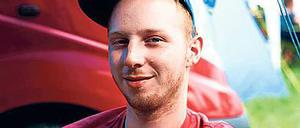 Zur Person: Max Hennig (23) ist Mitglied im Fanbeirat des Fußball-Regionalligisten SV Babelsberg 03. Der Student kandidiert am Freitag auch wieder bei der Wahl des neuen SVB-Fanbeirats.