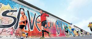Immer an der Wand lang. Zum sechsten Mal findet der Mauerlauf entlang der einstigen Grenze rund um Berlin statt.