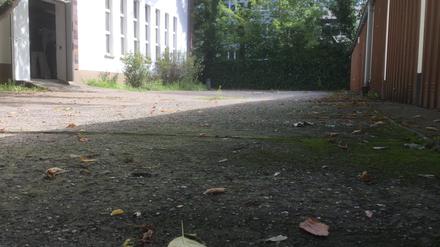 Der neue Gebetsraum für Muslime in Potsdam: Ein ehemaliges Heizhaus (links) Am Kanal.