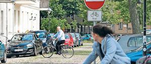 Freie Fahrt. Auch auf dem Babelsberger Plantagenplatz dürfen Radfahrer die Einbahnstraße nun in Gegenrichtung benutzen. Das soll das Radfahren in der Stadt attraktiver machen.