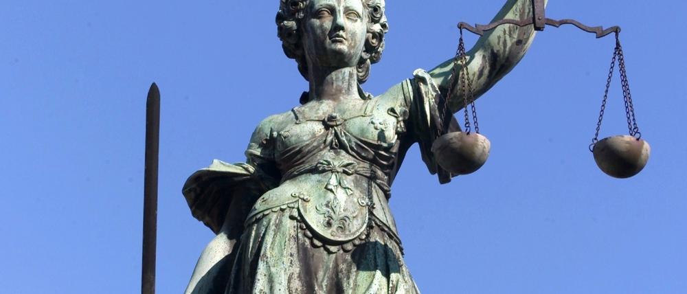 Die Staatsanwaltschaft ermittelt gegen einen ehemaligen Geschäftsführer der SRS-Hausverwaltungs GmbH.