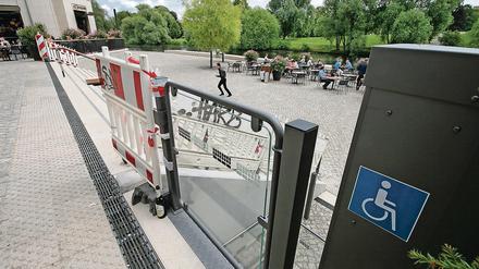 Der Behindertenlift an der Alten Fahrt sorgt seit seiner Inbetriebnahme für Ärger.