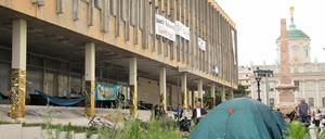 Das Gelände vor der Fachhochschule am Tag nach der Besetzung. Das Protestcamp bleibt bis Sonntagabend.