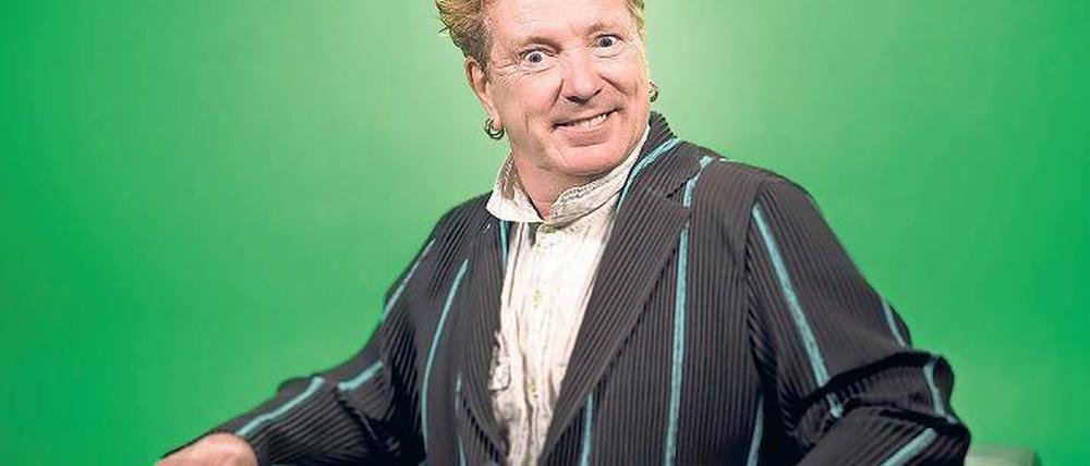 Protagonist der Punkbewegung. Johnny Rotten, 61, einst Sänger der englischen Punkband Sex Pistols. Nach deren Auflösung 1978 gründete er die Band Public Image Ltd. 2004 trat Rotten in der britischen Version von „Ich bin ein Star, holt mich hier raus“ auf. Er ist mit einer Deutschen verheiratet.