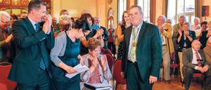 Standing Ovations. Werner Große (r.) bei der Festsitzung zur 700. Jubiläum.