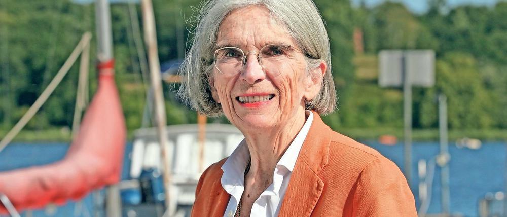 Empfing zum Interview auf der MS „Sunshine“. Die Krimi-Bestsellerautorin Donna Leon.