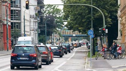 Dauerstau? Das Experiment Zeppelinstraße beginnt heute offiziell.
