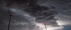 In der vergangenen Woche zogen Gewitter und Stürme über Brandenburg, hier aufgenommen in Sieversdorf (Oder-Spree). Ab Mittwoch soll es wieder ungemütlich werden.