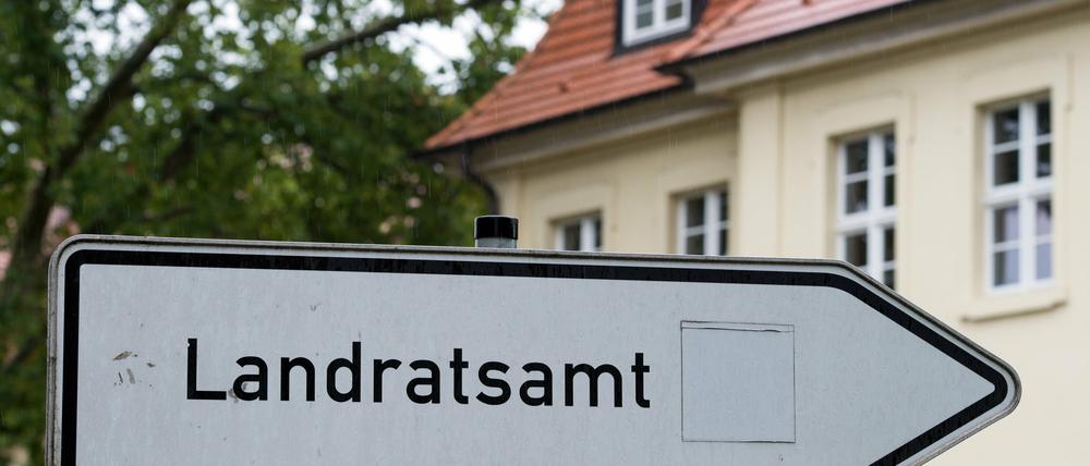 Nicht direkt. Eigentlich sollen Bürger ihre Landräte wählen.