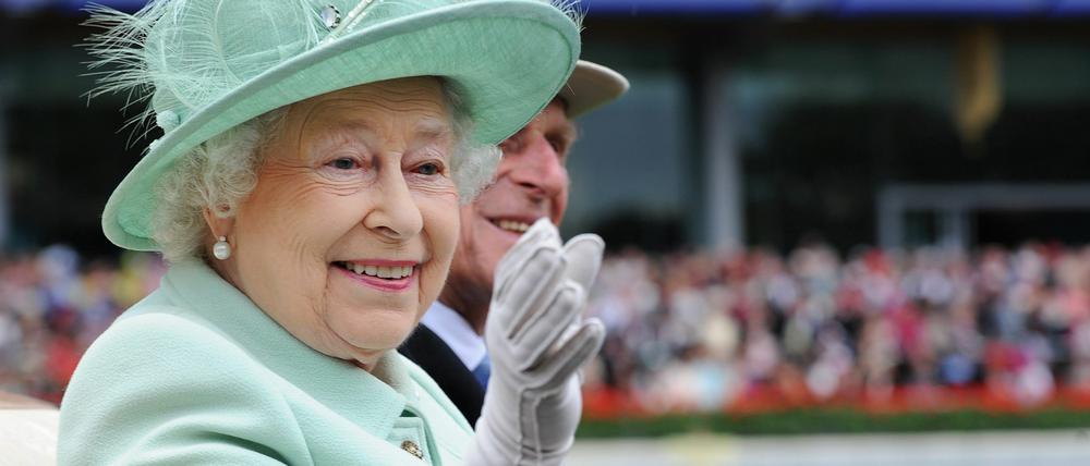 Königlich. Nicht die Shopping Queen, sondern Queen Elisabeth.