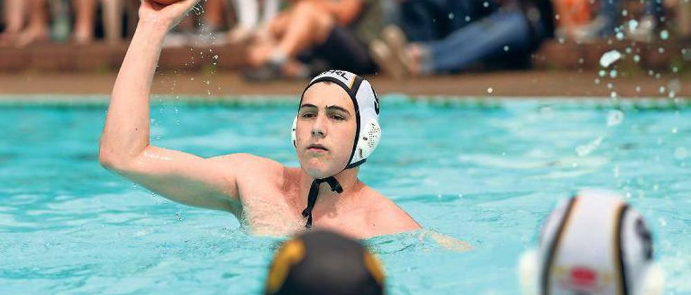 Im Reisestress treffsicher. Der Potsdamer Nachwuchs-Nationalspieler Sascha Seifert erzielte beim Turnier in Budapest drei Tore und netzte beim Ligaduell mit Duisburg gleich sechsmal ein.
