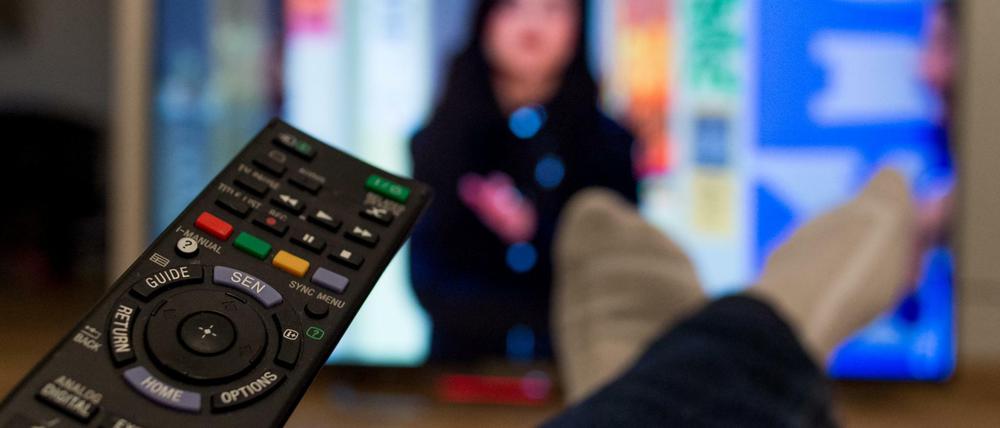 Fernsehen ist mehr und mehr eine Beschäftigung für Senioren