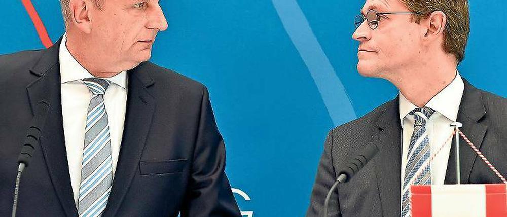 Einvernehmlich. Landeschefs Woidke und Müller in Wildenbruch.