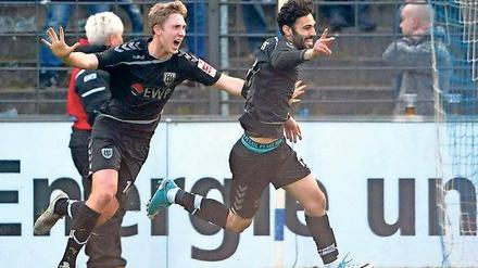 Sie sind die Zukunft. Junge Spieler wie Adulkadir Beyazit (r.) und Leonard Koch sollen den Umbruch beim Babelsberger Fußball-Regionalligisten prägen.