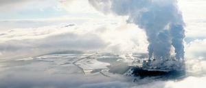 Klimaproblem. Das Braunkohlekraftwerk Jänschwalde von oben. Mit einer konkreten Strategie zum Kohleausstieg lassen sich Bund und Land noch Zeit.