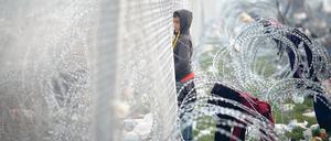 Abgeschottet. Historiker wissen, dass Migration in der Geschichte Europas eher der Normalfall ist. Ethnische Homogenität von Gesellschaften sei vielmehr eine Illusion. Wenn Europa heute wieder seine Grenzen schließe, sei das ein Irrweg. Denn Fluchtbewegungen würden sich durch Zäune nicht aufhalten lassen.