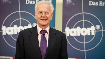 Am 8. Dezember 2015 posierte Fernseh-Entertainer Harald Schmidt noch als neuer Chef des Kommissar-Teams des Schwarzwald-"Tatorts". Jetzt hat er die Dreharbeiten abgesagt.