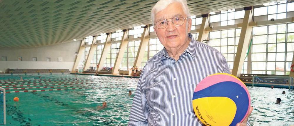Baumeister des Erfolgs. Dank der unermüdlichen Herzblutarbeit von Harry Volbert hat sich Potsdam im Wasserball zu einer deutschen Top-Adresse entwickelt. Erst wurde dies im Nachwuchsbereich geschafft, inzwischen gilt es auch für die Männer.