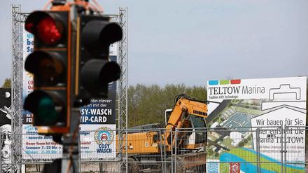 Das Teltower Hafenprojekt kommt aus den Negativ-Schlagzeilen nicht raus.