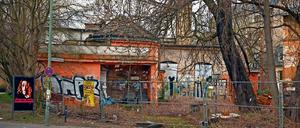 Seit 2004 verfällt das alte Kino "Charlott".
