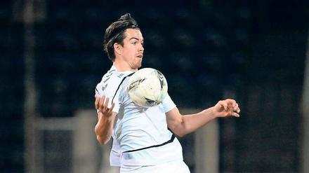 Bleibt am Ball. Mike Eglseder hat beim SV Babelsberg verlängert.
