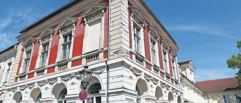 Baustelle. Aus dem „Gastmahl des Meeres“ wird ein AOK-Kundencenter.