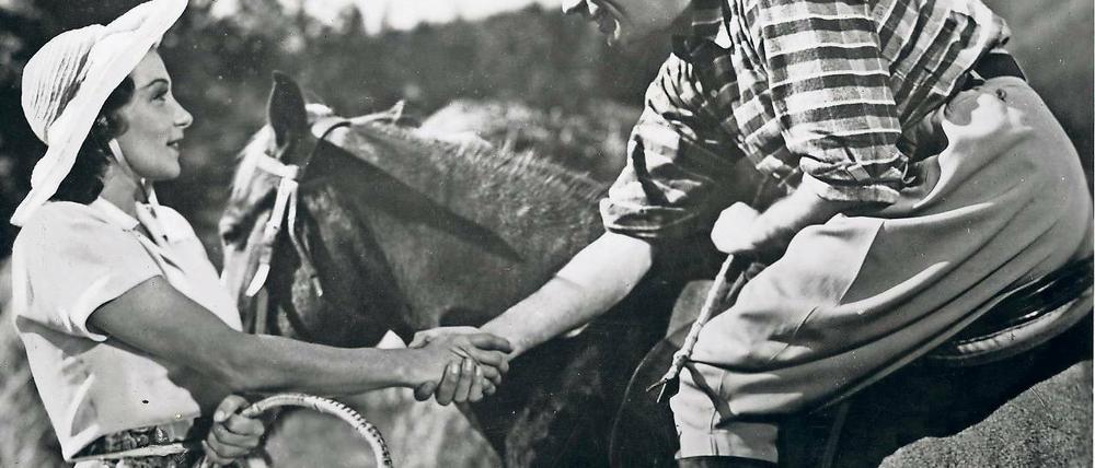 Linientreu und populär. Draußen gibt es Krieg, im Kino Liebesdrama: eine Szene aus „Illusion“ von 1941 mit Brigitte Horney und Johannes Heesters. Der Film ist bei einem Symposium zu sehen, das die Ufa gemeinsam mit der Deutschen Kinemathek Berlin anlässlich des 100. Firmenjubiläums veranstaltet.