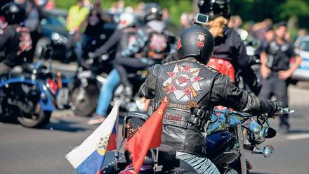 Tag des Sieges: Russische Rocker rollten auch 2016 durch Berlin, um ans Kriegsende zu erinnern.