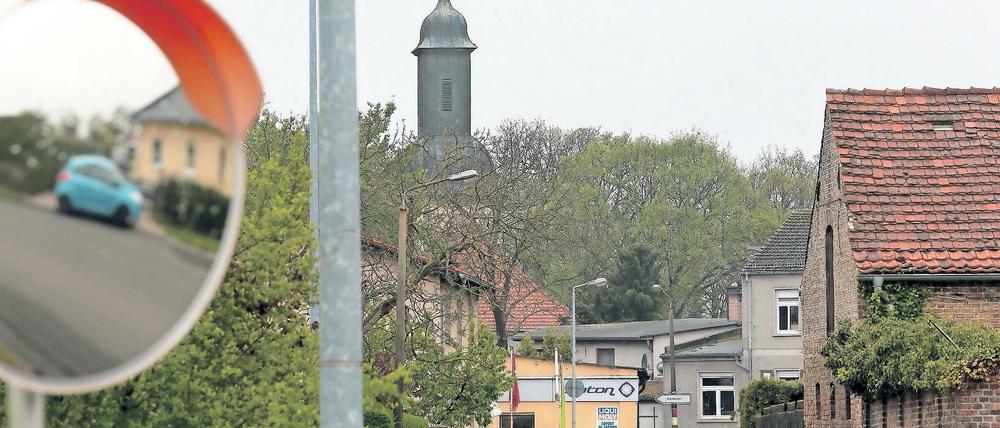 Ein gallisches Dorf? Der Potsdamer Ortsteil Grube/Nattwerder feiert 2017 sein 750. Jubiläum. Doch es gibt Stimmen, die sagen, mit dem Ortsnamen 1267 erwähnten Namen Glynike sei gar nicht Grube gemeint gewesen – sondern Groß Glienicke.