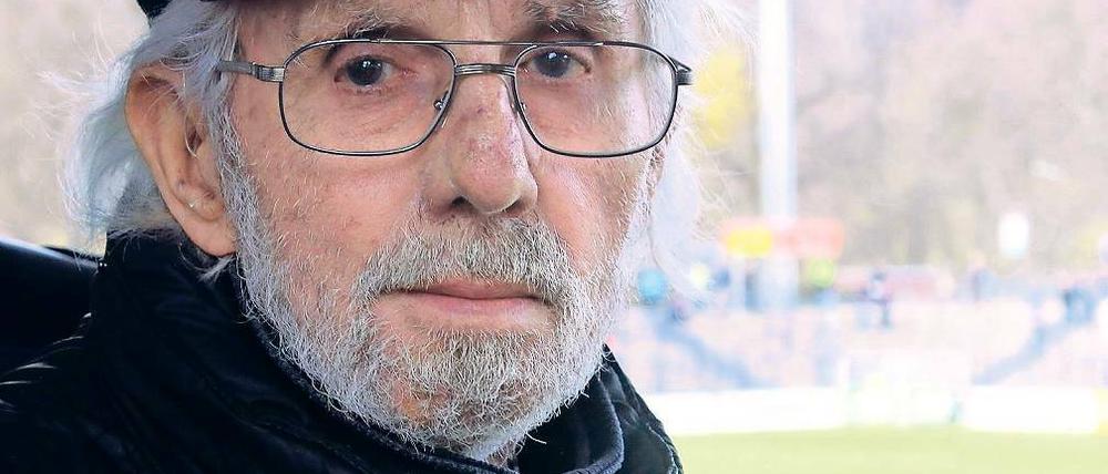 Roland Dressel war in den 1980er-Jahren der erfolgreichste und produktivste der zahlreichen erstklassigen Kameramänner im DDR-Spielfilm. Er bekam zahlreiche Auszeichnungen. So beim zweijährlich stattfinden DDR-Spielfilmfestival. Dreimal nacheinander gewann er den Preis für die beste Kamera.