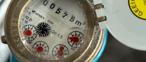 Das Oberverwaltungsgericht Berlin-Brandenburg hat die umstrittenen Abwasseranschlüsse aus DDR-Zeiten und aus den 1990er Jahren gekippt.