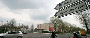Die Filmpark-Erweiterungspläne sehen unter anderem ein Hotel- und Kongresszentrum vor, das um Vulkan und Metropolis-Halle herumgebaut werden soll. Östlich der Marlene-Dietrich-Allee sind Gewerbegebäude geplant.