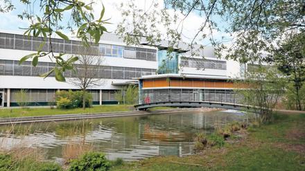 Campus im Grünen. Das Land Brandenburg und die Europäische Union haben das neue Fraunhofer-Zentrum mit 25 Millionen Euro gefördert.