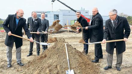 Gezielter Ausbau. In Stahnsdorf sollen bis zum kommenden Jahr etwa 80 zusätzliche Arbeitsplätze geschaffen werden. Teile der Produktion werden von Kassel hierher verlagert, ein weiteres Wachstum sei nicht ausgeschlossen.
