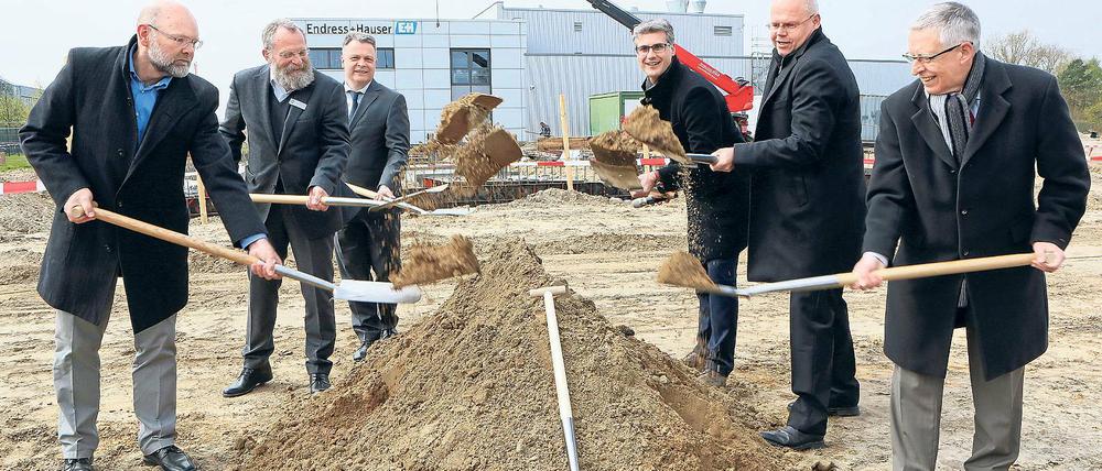 Gezielter Ausbau. In Stahnsdorf sollen bis zum kommenden Jahr etwa 80 zusätzliche Arbeitsplätze geschaffen werden. Teile der Produktion werden von Kassel hierher verlagert, ein weiteres Wachstum sei nicht ausgeschlossen.