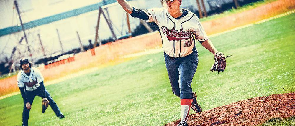 Werfen, schlagen, fangen, rennen. Baseball ist ein facettenreicher Sport, der in den USA Massen begeistert. In Potsdam wird er seit nunmehr 20 Jahren vom USV betrieben.