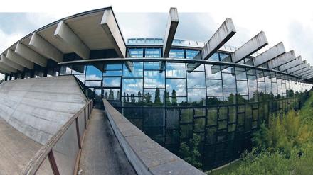 Bleibt Biosphäre. Die Tropenhalle soll auch in den kommenden Jahren genutzt werden, aber eine neue Hülle bekommen. Auch in die Ausstellung selbst muss investiert werden. Insgesamt sind dafür zehn Millionen Euro fällig.