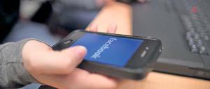 Immer verfügbar. Viele holen sich alle Infos über mobile Geräte.